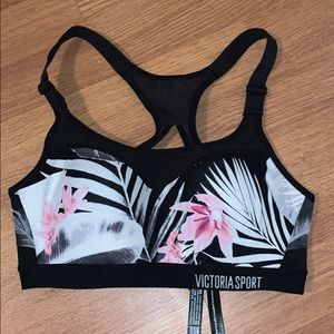 Victoria secret sports bra